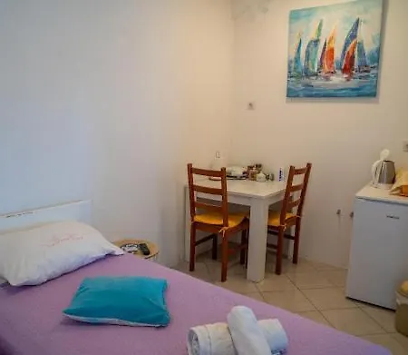 Mare-soba Sa Terasom Ντουμπρόβνικ