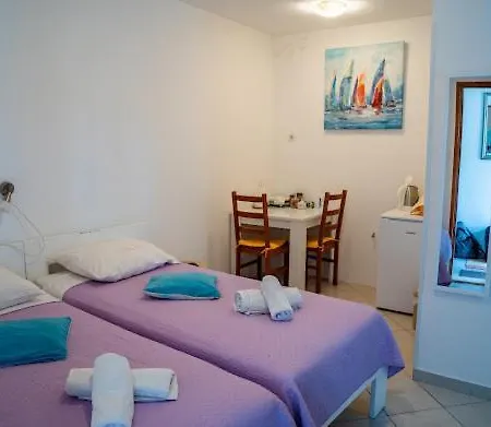 Πανσιόν Mare-soba Sa Terasom